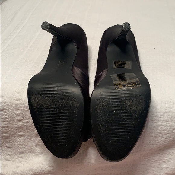 Peep Toe Heels - Picture 6 of 8